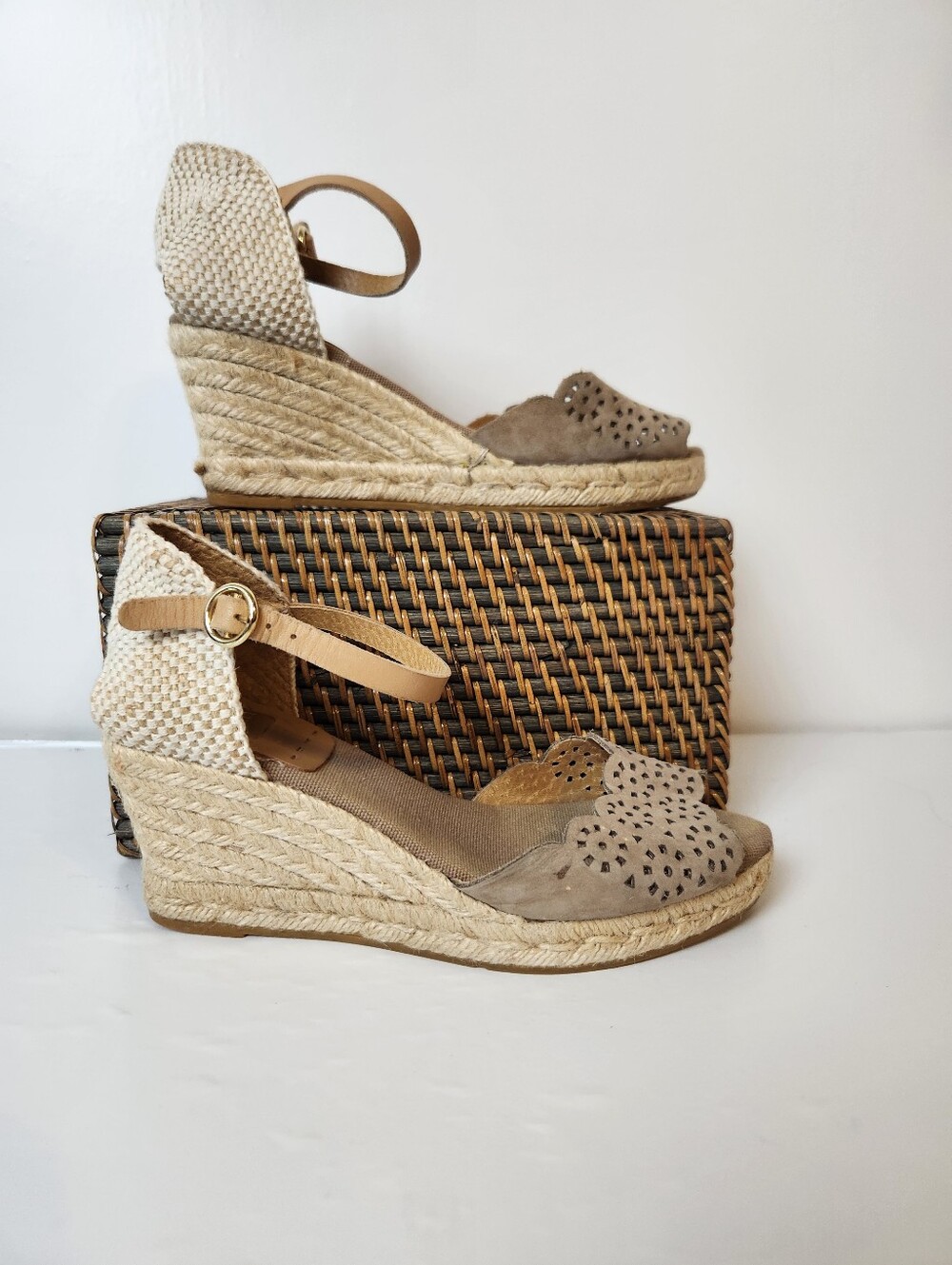 Kanna Scalloped Perforated Espadrille Peep-Toe Wedge Sandals